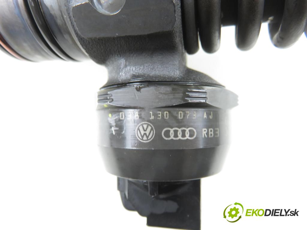 AUDI A4 (8E2, B6) SEDAN 2003 74,00 1.9 TDI PD 101 - AVB 1896,00 vstříkovač 038130073AJ ; 0414720037 (Vstřikovač paliva)