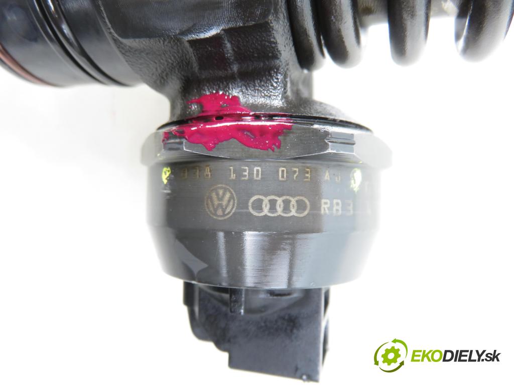AUDI A4 (8E2, B6) SEDAN 2003 74,00 1.9 TDI PD 101 - AVB 1896,00 vstříkovač 038130073AJ ; 0414720037 (Vstřikovač paliva)