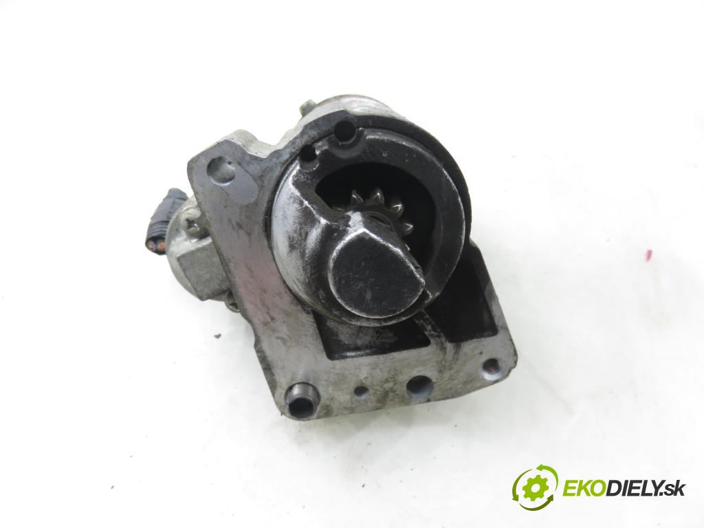 PEUGEOT 308 (4A_, 4C_) HB 2007 110,00 1.6 THP 150 - 5FX (EP6DT) 1598,00 startér M000T32271ZE ; V755001780 (Startér)