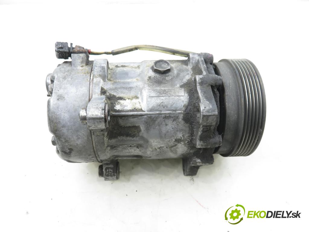 AUDI A3 (8L1) HB 1997 66,00 1.9 TDI - AGR 1896,00 KOMPRESOR: klimatizace 1J0820803A (Kompresor klimatizace)
