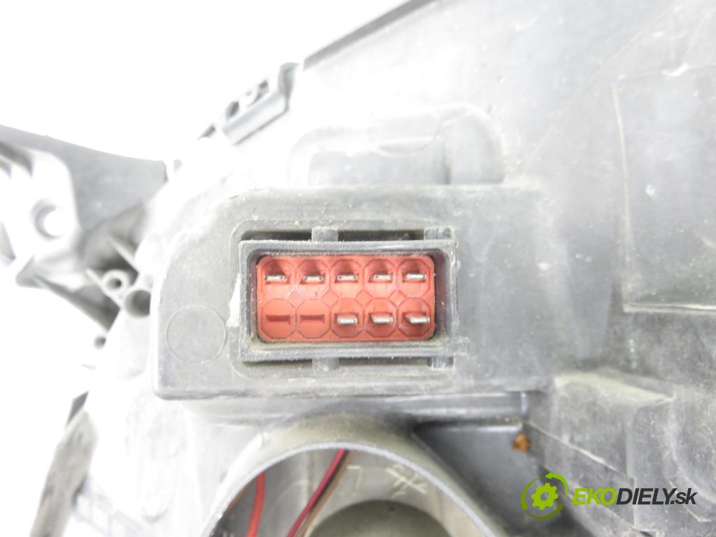 OPEL VECTRA C GTS (Z02) LIFTBACK 2004 110,00 1.9 CDTI - Z 19 DTH 1910,00 Svetlo PP