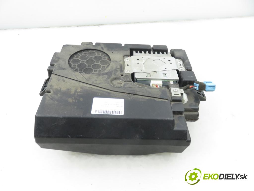 HONDA CR-V III (RE_) SUV 2008 110,00 2.0 i 4WD (RE5) - R20A2 1997,00 subwoofer TSX2502ZH (Audio zariadenie)