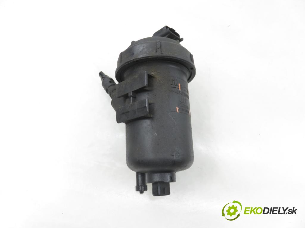 OPEL VECTRA C GTS (Z02) LIFTBACK 2004 110,00 1.9 CDTI - Z 19 DTH 1910,00 obal filtra paliva 13122587 ; 675512020 (Kryt palivového filtru)