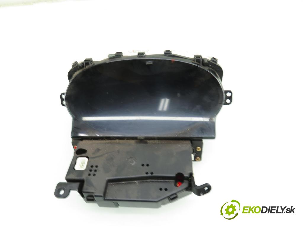 TOYOTA YARIS (_P1_) HB 2000 64,00 1.3 VVTi 87 - 2SZ-FE 1298,00 prístrojovka elektrický 8380052120 ; 4573000147