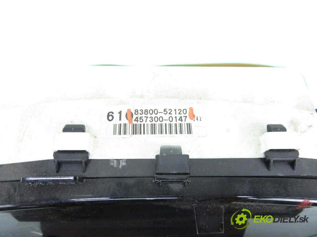 TOYOTA YARIS (_P1_) HB 2000 64,00 1.3 VVTi 87 - 2SZ-FE 1298,00 prístrojovka elektrický 8380052120 ; 4573000147
