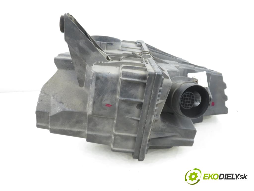VW TRANSPORTER V Skrzynia (7HA, 7HH, 7EA, 7EH) FURGON 2003 77,00 1.9 TDI PD 105 - AXB 1896,00 obal filtra vzduchu 7H0129601C ; 7H0129601 (Kryt vzduchového filtru)