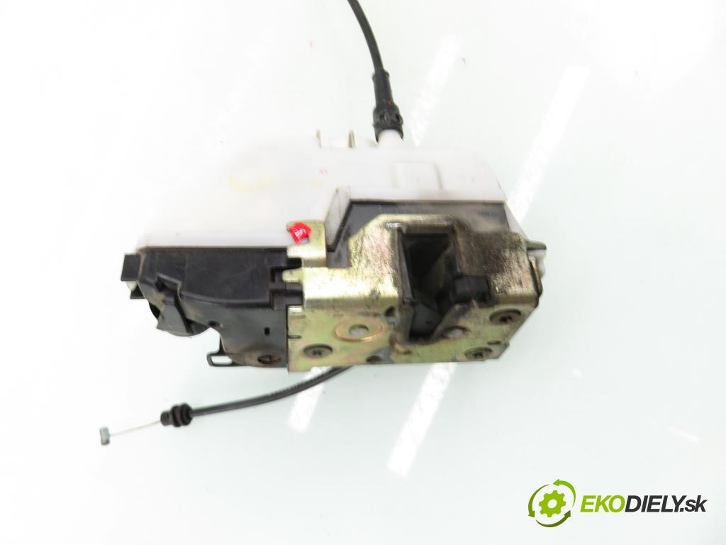 CITROEN C2 (JM_) HB 2004 44,00 1.1 - HFX (TU1JP) 1124,00 zámok