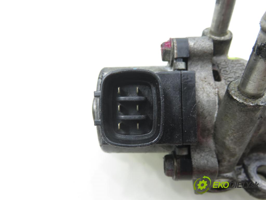 TOYOTA COROLLA Verso (ZER_, ZZE12_, R1_) MINIVAN 2005 85,00 2.0 D-4D (CUR10_) - 1CD-FTV 1995,00 VENTIL EGR 2562027090 ; 1350008110