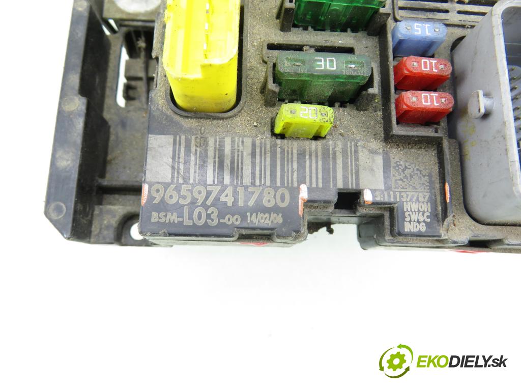 CITROEN C2 (JM_) HB 2004 44,00 1.1 - HFX (TU1JP) 1124,00 MODUL BSM 9659741780 ; S11137787