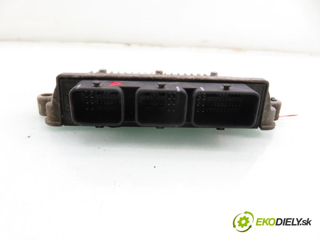 CITROEN C2 (JM_) HB 2004 44,00 1.1 - HFX (TU1JP) 1124,00 Riadiaca jednotka Motor 9661700480 ; 9651696680