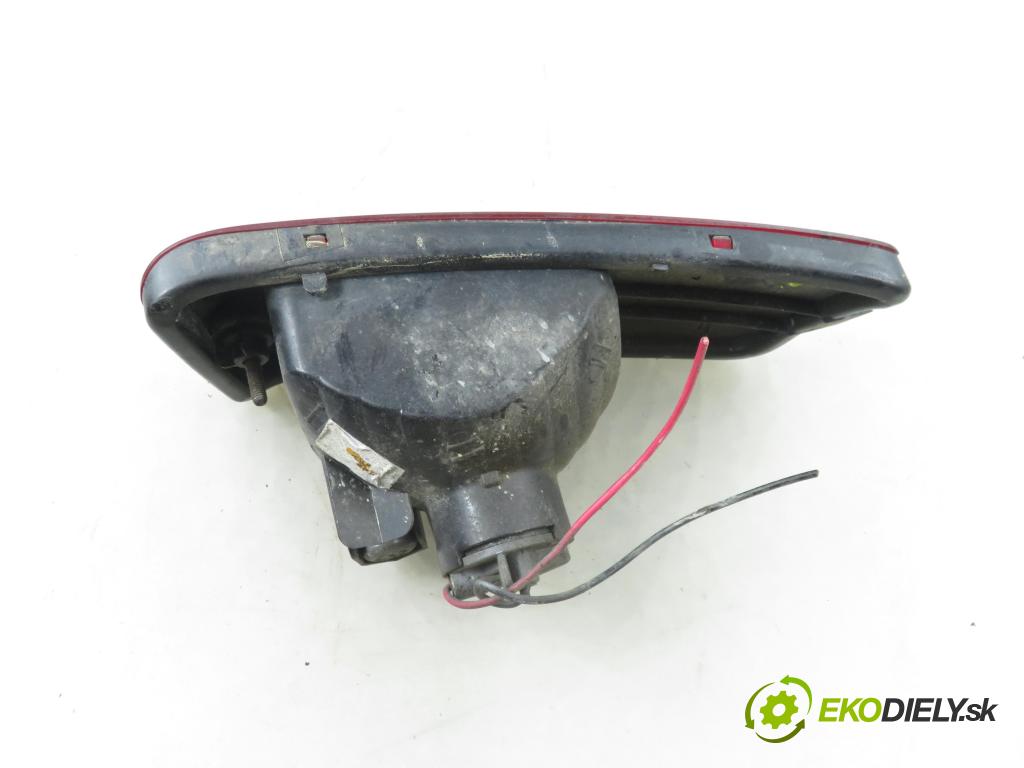 HYUNDAI SANTA FÉ I (SM) SUV 2005 92,00 2.0 CRDi 4x4 - D4EA-V 1991,00 Svetlo
