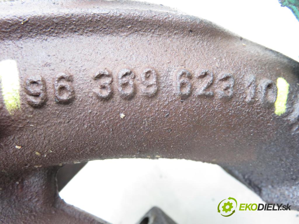 PEUGEOT 206 SW (2E/K) KOMBI 2003 55,00 1.4 - KFW (TU3JP) 1360,00 potrubí VYČERPAT: 9636962310 (Výfukové potrubí)