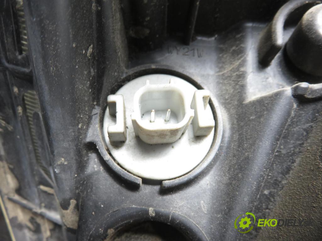 HONDA CR-V III (RE_) SUV 2008 110,00 2.0 i 4WD (RE5) - R20A2 1997,00 Svetlo LP 33150SWWG0