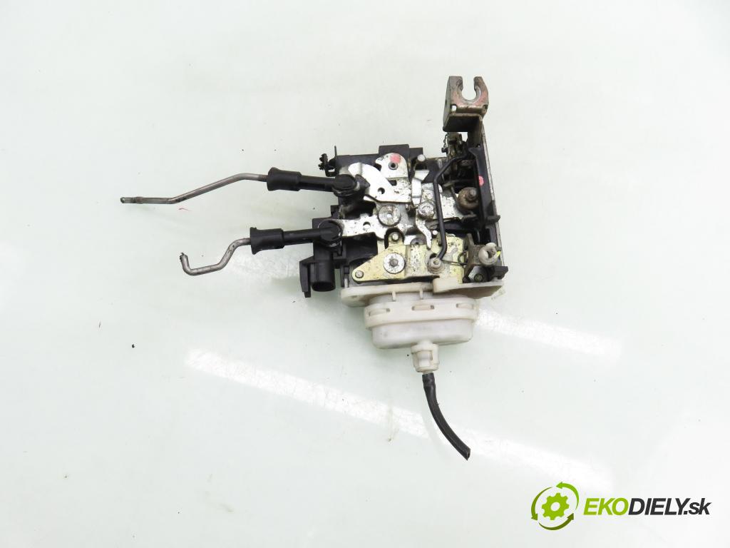 AUDI A3 (8L1) HB 1997 75,00 1.6 - BFQ 1595,00 zámok 8L1837015A