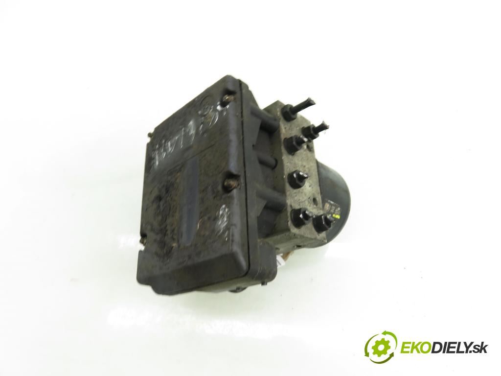 VW BORA (1J2) SEDAN 2001 85,00 1.9 TDI - AJM 1896,00 pumpa ABS 1J0614417A ; 10020402134 ; 10020804262 (Pumpa ABS)