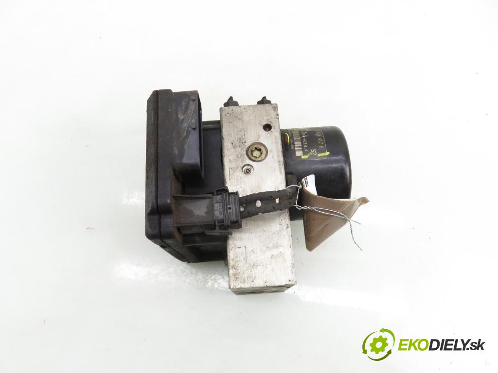 VW BORA (1J2) SEDAN 2001 85,00 1.9 TDI - AJM 1896,00 pumpa ABS 1J0614417A ; 10020402134 ; 10020804262 (Pumpa ABS)