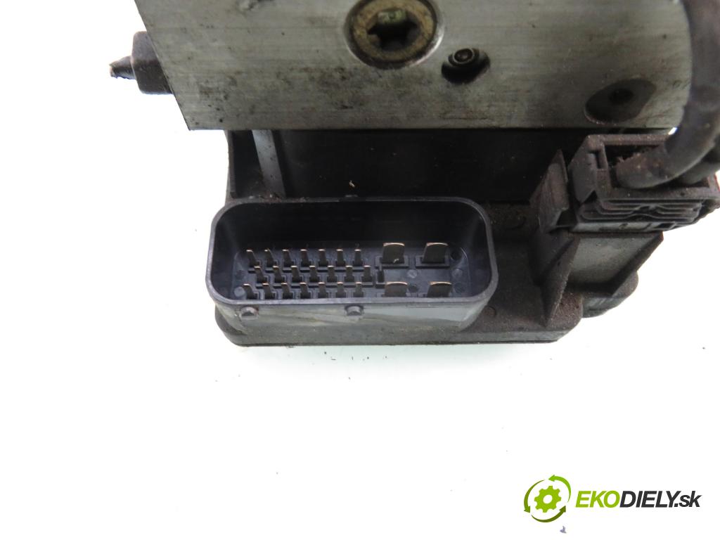 VW BORA (1J2) SEDAN 2001 85,00 1.9 TDI - AJM 1896,00 pumpa ABS 1J0614417A ; 10020402134 ; 10020804262 (Pumpa ABS)