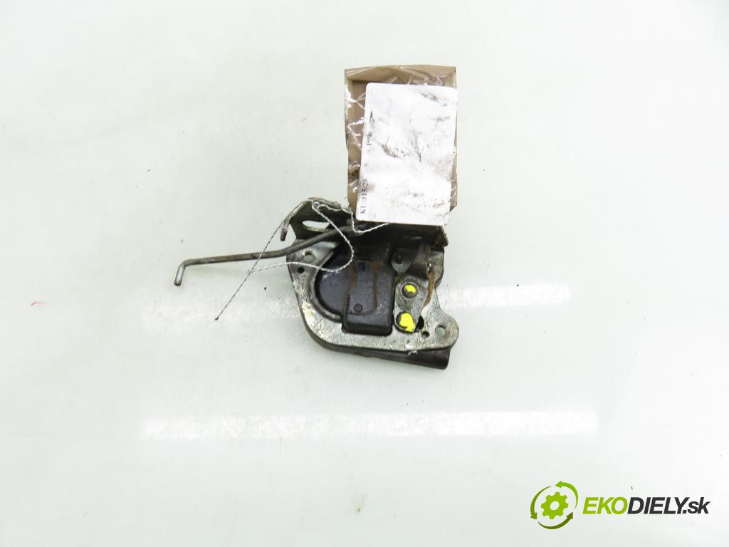 SUZUKI VITARA (ET, TA, TD) TERENOWY 1996 64,00 2.0 TD Intercooler Napęd na wszystkie koła (SV420D 1998,00 zámok dverí kufor