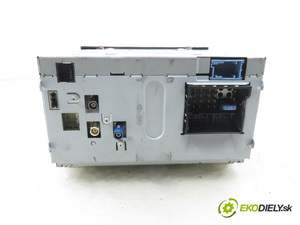 CITROEN C5 III Break (RW_) KOMBI 2010 177,00 3.0 HDi 240 - DT20C 2993,00 RADIO CD 96738861CL