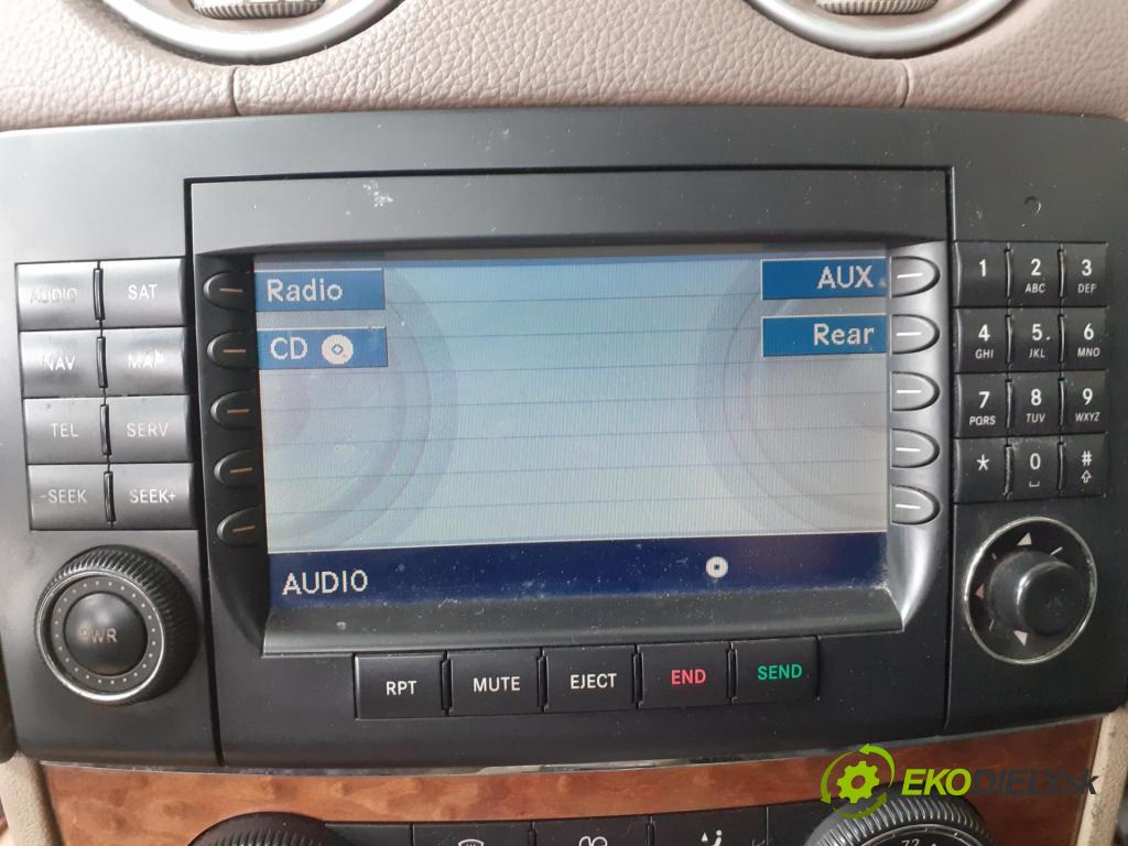 MERCEDES-BENZ KLASA GL (X164) SUV 2008 165,00 GL 320 CDI 4-matic (164.822) - OM 642.940 2987,00 RADIO CD A1648201779