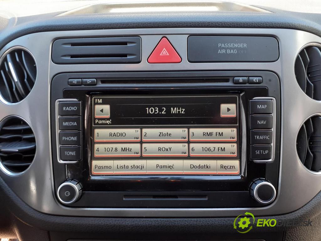 VW TIGUAN (5N_) SUV 2008 103,00 2.0 TDI 4motion - CBAB 1968,00 RADIO CD 1T0035680B