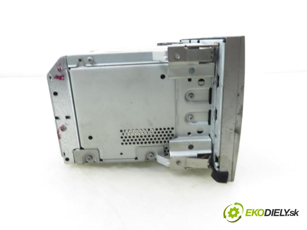 FORD KUGA I SUV 2010 120,00 2.0 TDCi 4x4 - TXDA 1997,00 RADIO CD 9V4T18K931AA