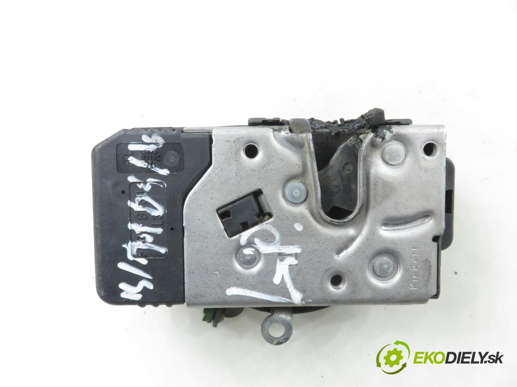 OPEL CORSA C (X01) HB 2001 55,00 1.2 16V 75 - Z 12 XE 1199,00 zámok 24434884EQ