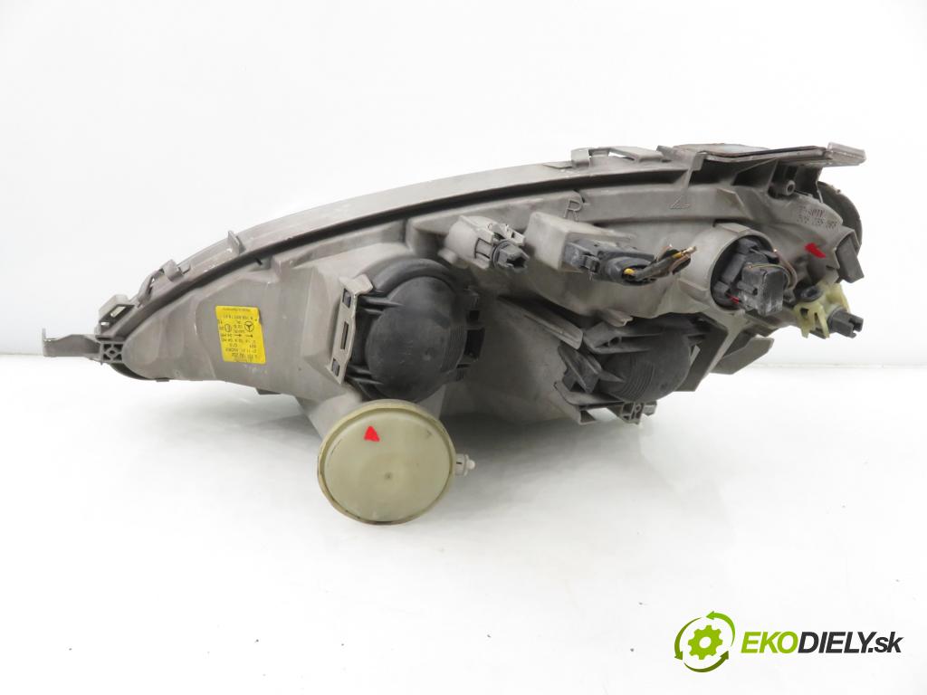 MERCEDES-BENZ KLASA A (W168) HB 2001 70,00 A 170 CDI 95 - OM 668.942 1689,00 světlo PP A1688201861 ; 0301192202