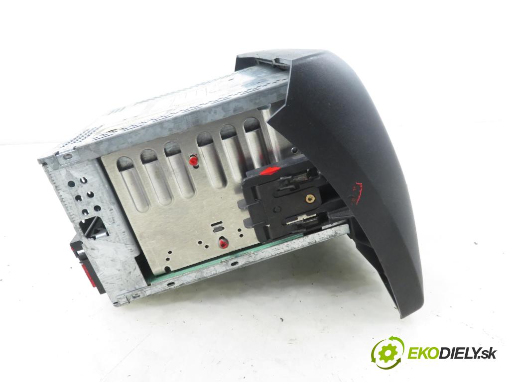 FIAT STILO Multi Wagon (192_) KOMBI 2003 85,00 1.9 JTD - 192 A1.000 1910,00 RADIO CD 735296997