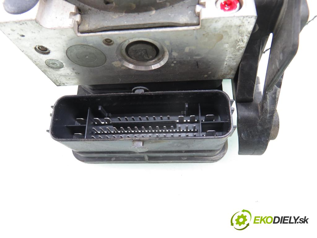 AUDI A3 Limousine (8VS, 8VM) SEDAN 2013 110,00 2.0 TDI - CRBC 1968,00 Pumpa ABS 5Q0907379AB ; 10091543483 ; 10062236401 (Pumpa ABS)