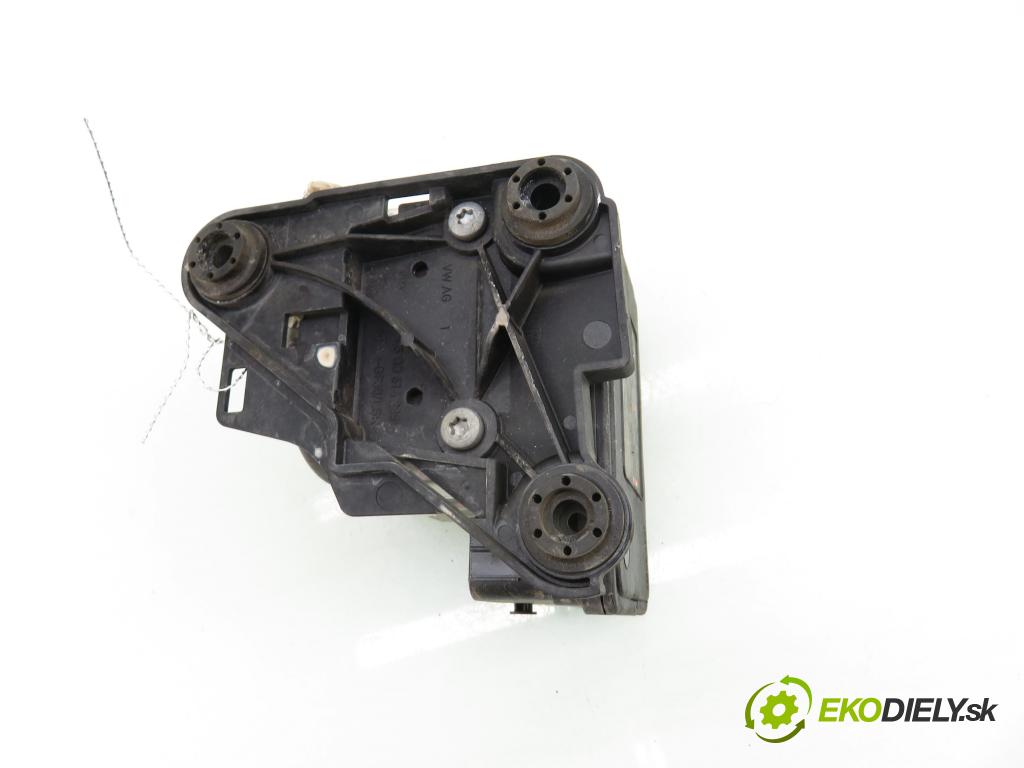 AUDI A3 Limousine (8VS, 8VM) SEDAN 2013 110,00 2.0 TDI - CRBC 1968,00 Pumpa ABS 5Q0907379AB ; 10091543483 ; 10062236401 (Pumpa ABS)