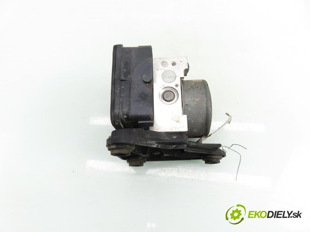 AUDI A3 Limousine (8VS, 8VM) SEDAN 2013 110,00 2.0 TDI - CRBC 1968,00 Pumpa ABS 5Q0907379AB ; 10091543483 ; 10062236401 (Pumpa ABS)