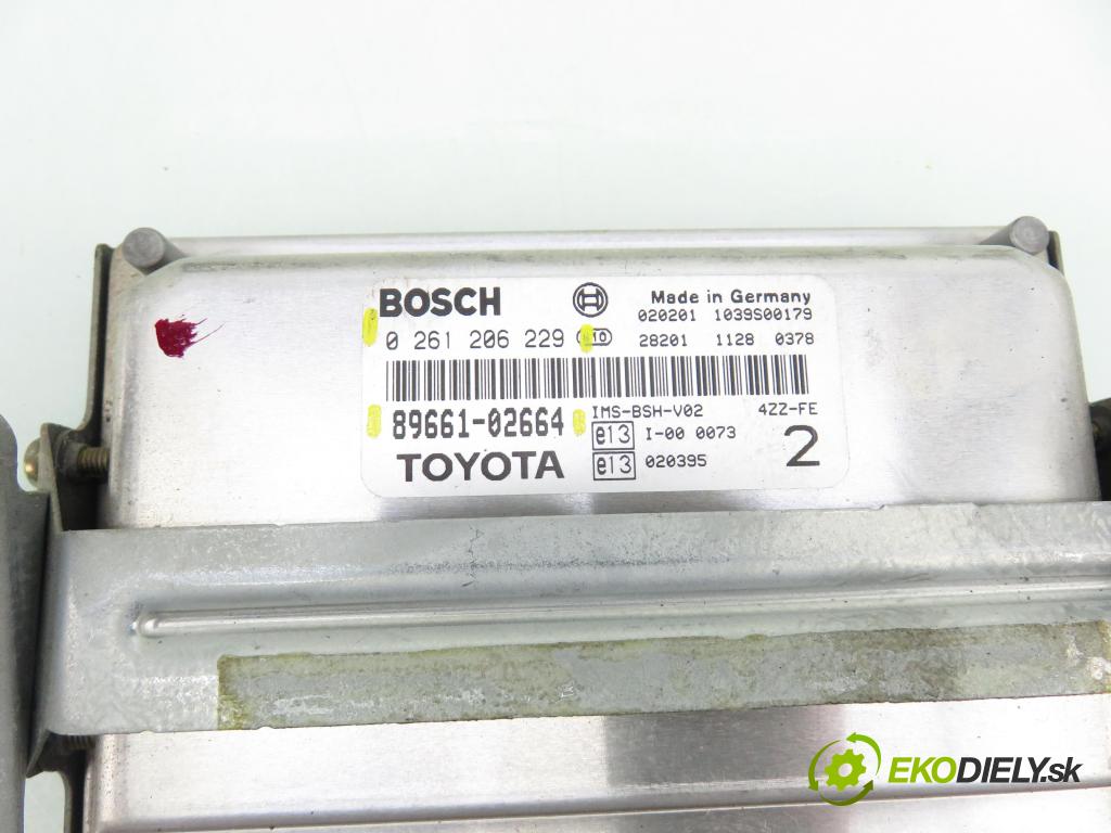 TOYOTA COROLLA Liftback (_E11_) HB 2001 71,00 1.4 (ZZE111_) - 4ZZ-FE 1398,00 Riadiaca jednotka Motor 8966102664 ; 0261206229