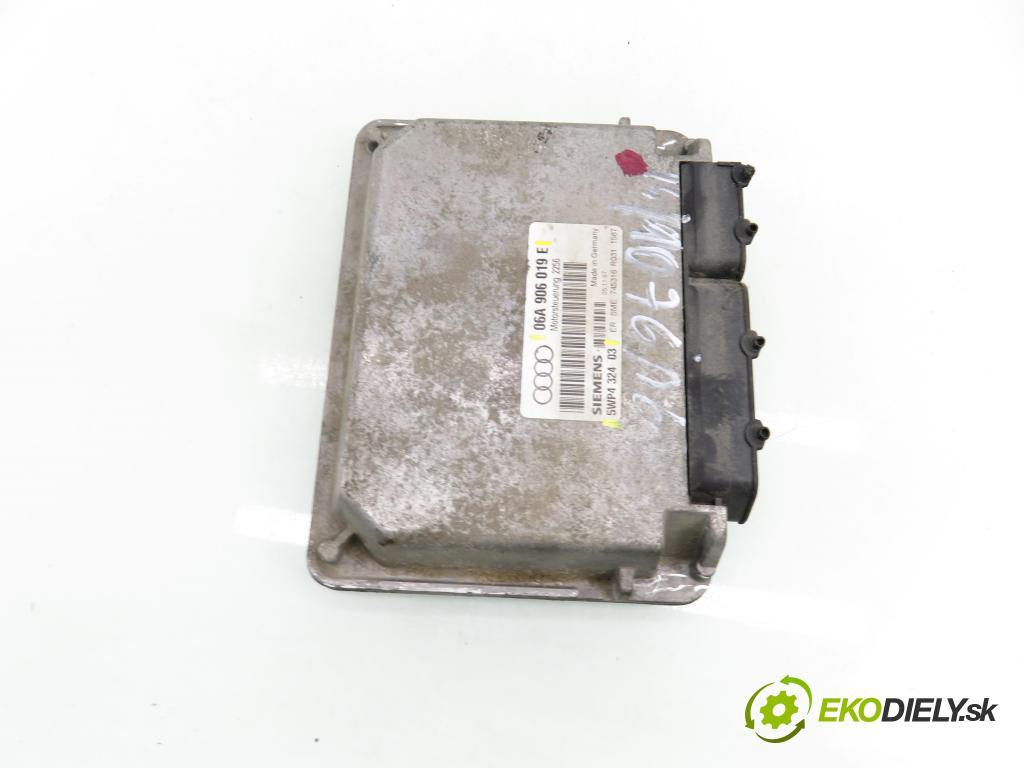 AUDI A3 (8L1) HB 1997 75,00 1.6 8V 102 - BFQ 1595,00 řídící jednotka motora 06A906019E ; 5WP432403