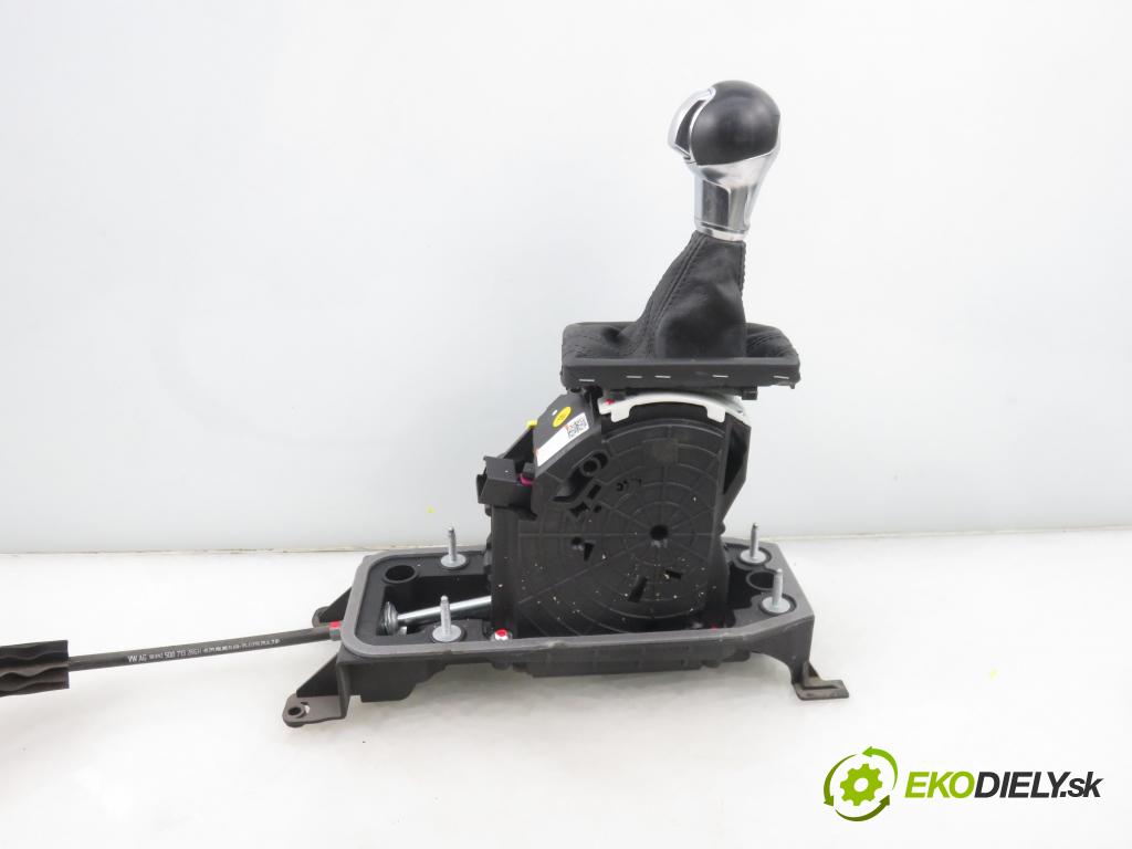 AUDI A3 Limousine (8VS, 8VM) SEDAN 2013 110,00 2.0 TDI - CRBC 1968,00 ZVEDÁK: 8V1713023D