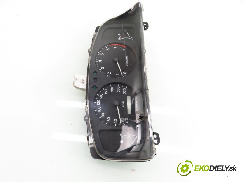 TOYOTA COROLLA Liftback (_E11_) HB 2001 71,00 1.4 (ZZE111_) - 4ZZ-FE 1398,00 Prístrojovka elektrický 8380002390 ; 8380002390A ; 2573202801