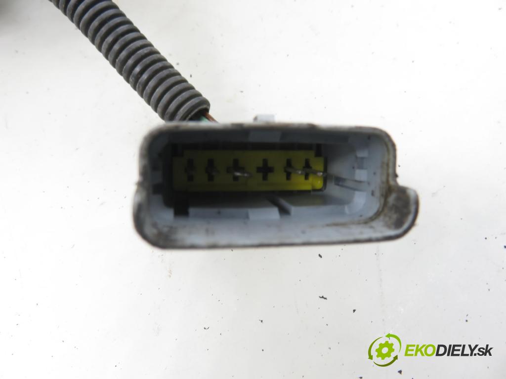 CITROEN C2 (JM_) HB 2004 44,00 1.1 - HFX (TU1JP) 1124,00 lišta vstřikovací 9655833580 (Vstřikovací lišta)