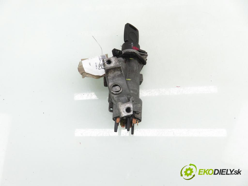 AUDI A3 (8L1) HB 1997 75,00 1.6 8V 102 - BFQ 1595,00 spinačka 4B0905851B (Spínacia skrinka)