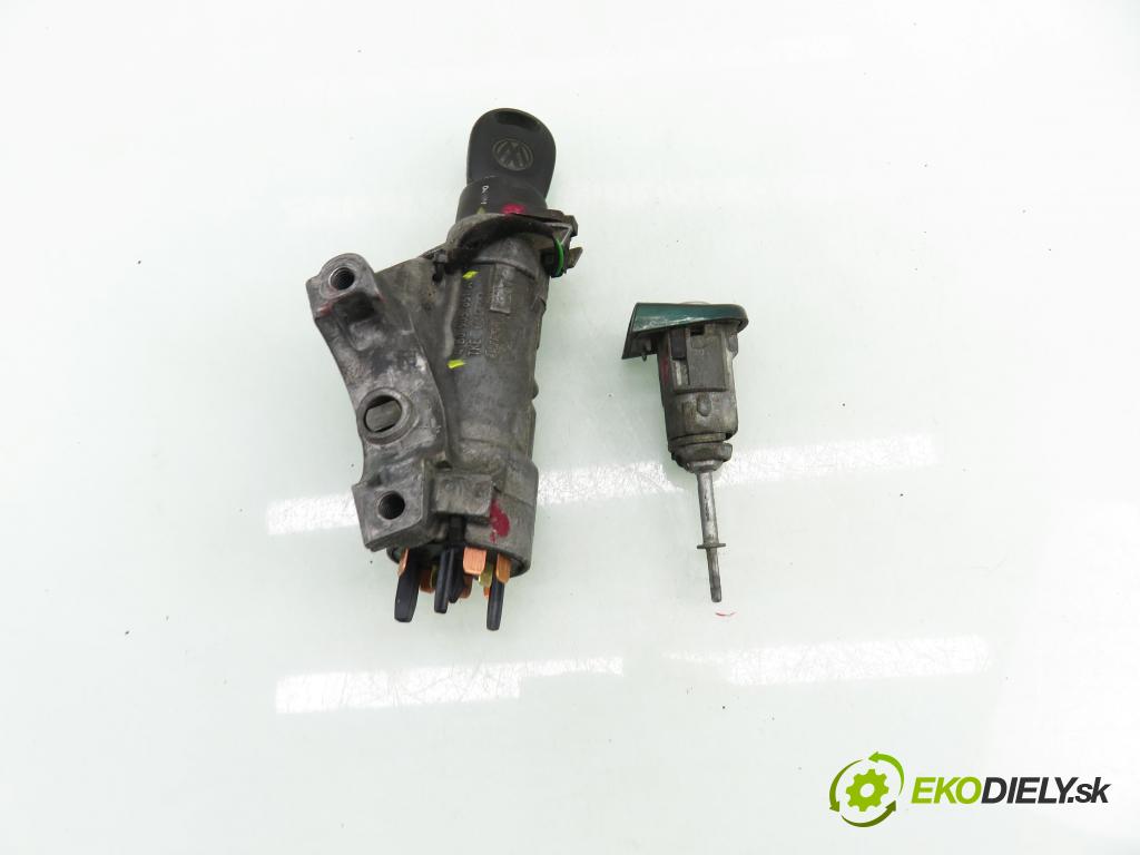 VW PASSAT B5 (3B2) SEDAN 2000 110,00 1.8 T - APU 1781,00 spinačka / zámky 4B0905851A