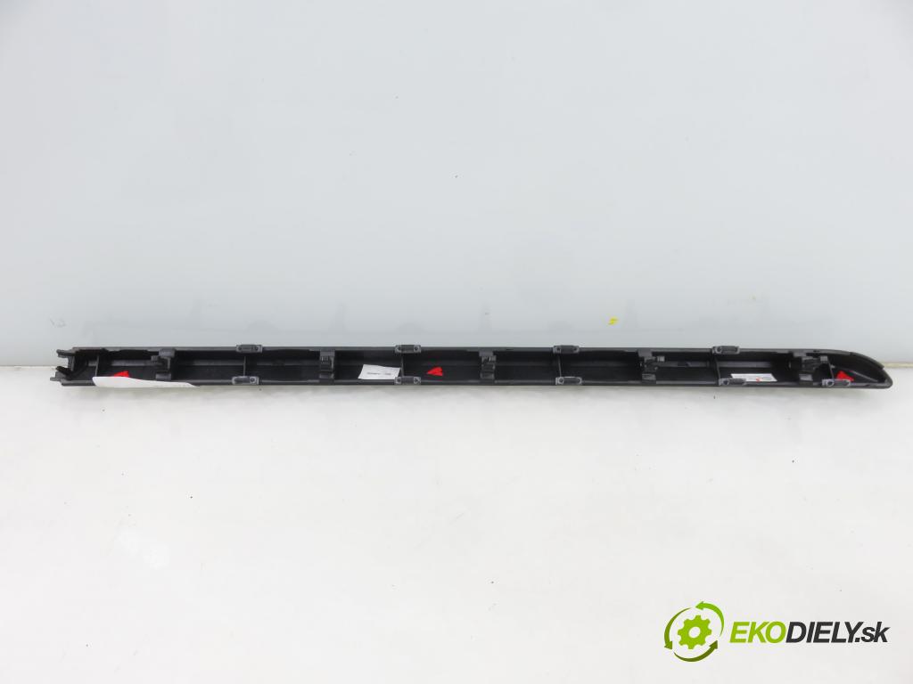 AUDI A3 Limousine (8VS, 8VM) SEDAN 2013 110,00 2.0 TDI - CRBC 1968,00 Lišta dosky palubnej 8V1853190A