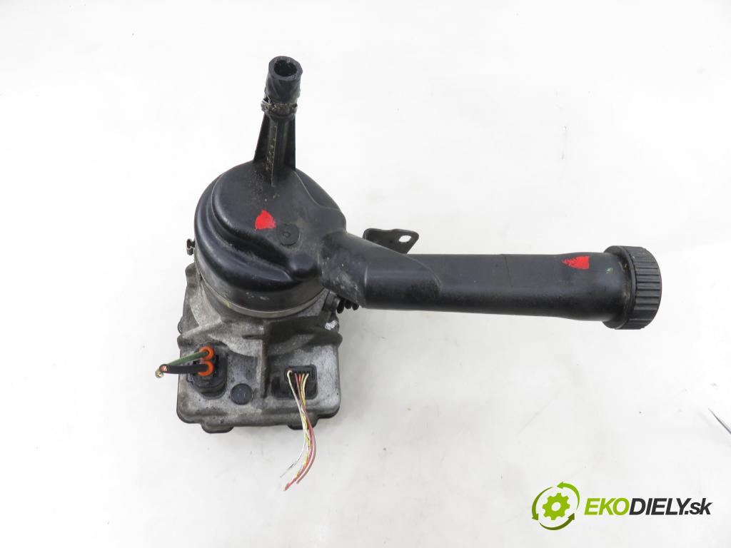 PEUGEOT 308 (4A_, 4C_) HB 2008 70,00 1.4 16V - 8FS (EP3) 1397,00 Pumpa servočerpadlo 9665194680 ; 9684979180 ; A0015321