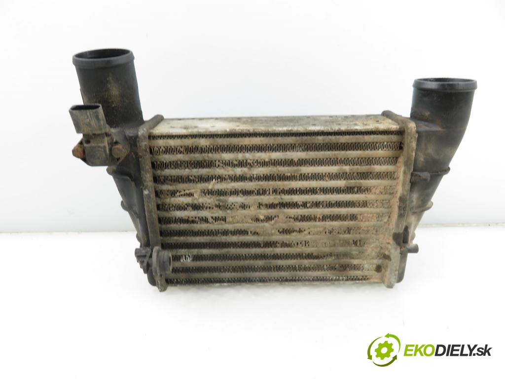 VW PASSAT B5 (3B2) SEDAN 2000 110,00 1.8 T - APU 1781,00 chladič intercooler 058145805B