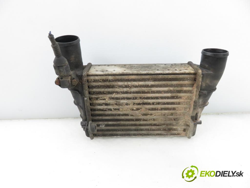 VW PASSAT B5 (3B2) SEDAN 2000 110,00 1.8 T - APU 1781,00 chladič intercooler 058145805B