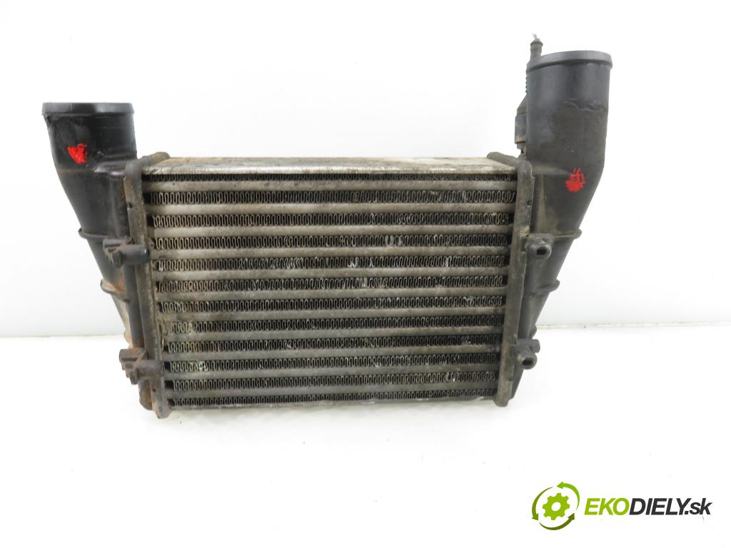 VW PASSAT B5 (3B2) SEDAN 2000 110,00 1.8 T - APU 1781,00 chladič intercooler 058145805B