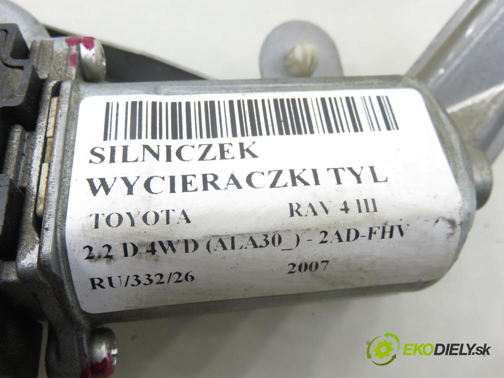TOYOTA RAV 4 III (_A3_) SUV 2007 130,00 2.2 D 4WD (ALA30_) - 2AD-FHV 2231,00 Motorček stierače zadné 8513042060 ; 2596000761