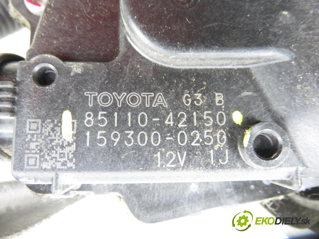 TOYOTA RAV 4 III (_A3_) SUV 2007 130,00 2.2 D 4WD (ALA30_) - 2AD-FHV 2231,00 Motorček stieračov 8511042150 ; 1593000250