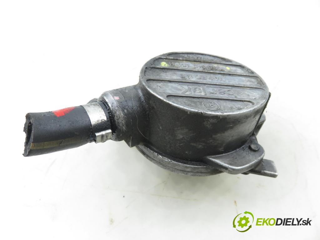 VW NEW BEETLE (9C1, 1C1) HB 1999 66,00 1.9 TDI 90 - ALH 1896,00 pumpa vakuová 038145101B