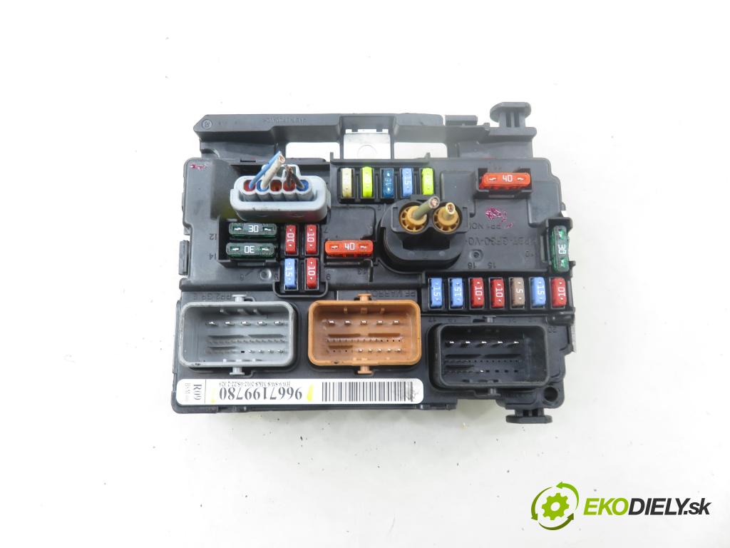 CITROEN C3 II (SC_) HB 2012 54,00 1.4 - KFT (TU3A) 1360,00 MODUL BSM 9667199780