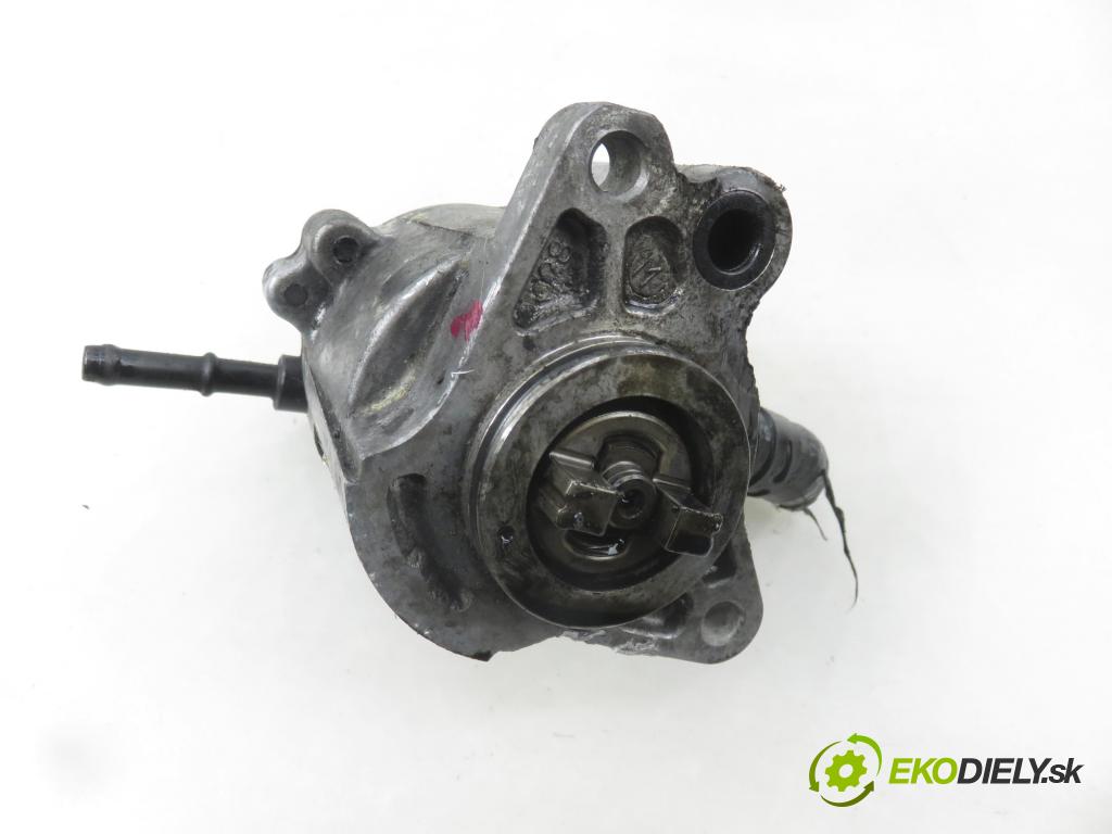 TOYOTA COROLLA Verso (ZER_, ZZE12_, R1_) MINIVAN 2005 85,00 2.0 D-4D (CUR10_) - 1CD-FTV 1995,00 pumpa vakuová 0810002740
