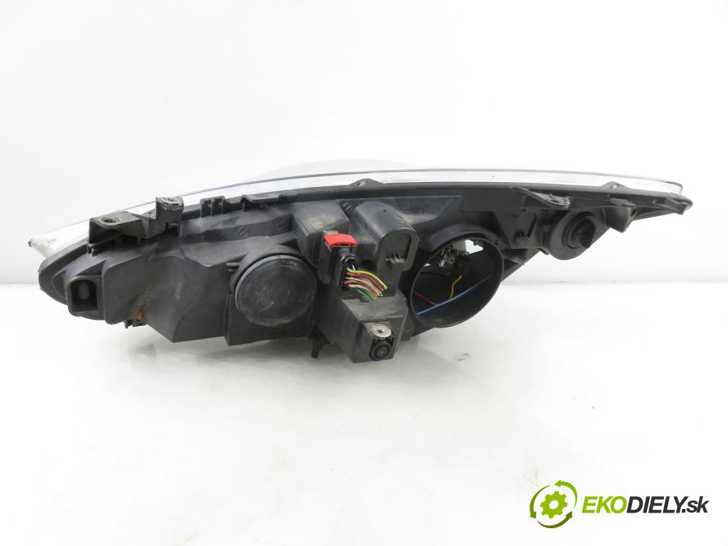 PEUGEOT 307 SW (3H) KOMBI 2006 80,00 1.6 HDI 110 - 9HZ (DV6TED4) 1560,00 Svetlo PP